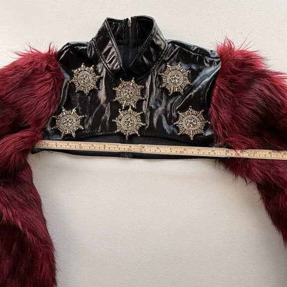 Akira Bolero Wine, Coachella, Boho Glam, Faux Fur, Festival Statement, Size S - Picture 11 of 15